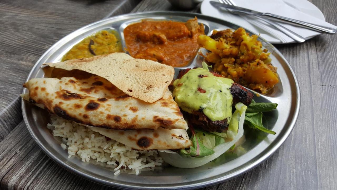 Hotel Laxmibai Palace Shirdi Luaran gambar