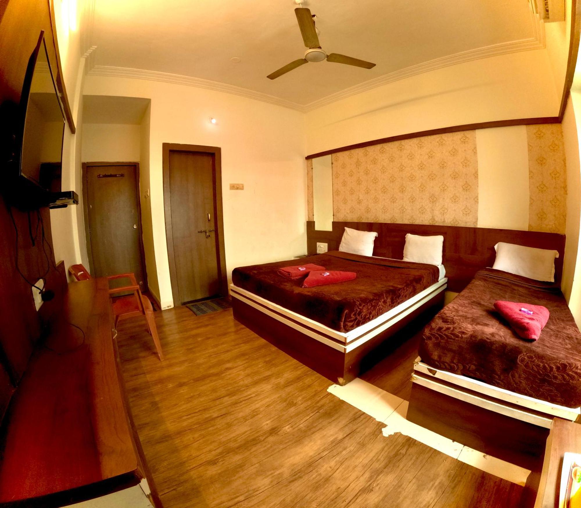 Hotel Laxmibai Palace Shirdi Luaran gambar